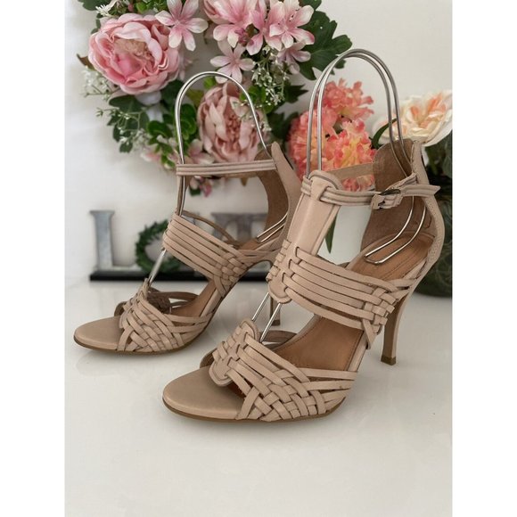 Corso Como Strappy Beige Nude Leather Sandals 4" Heels‎ Back Zipper Size 8.5 EUC - Picture 7 of 11